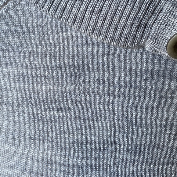 Gap 100% merino wool sweater size small - Picture 8 of 11